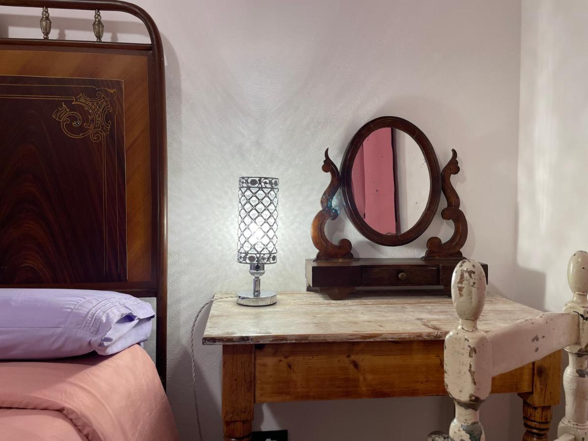 Casa Simonetta Apartment San Gimignano Bagian luar foto