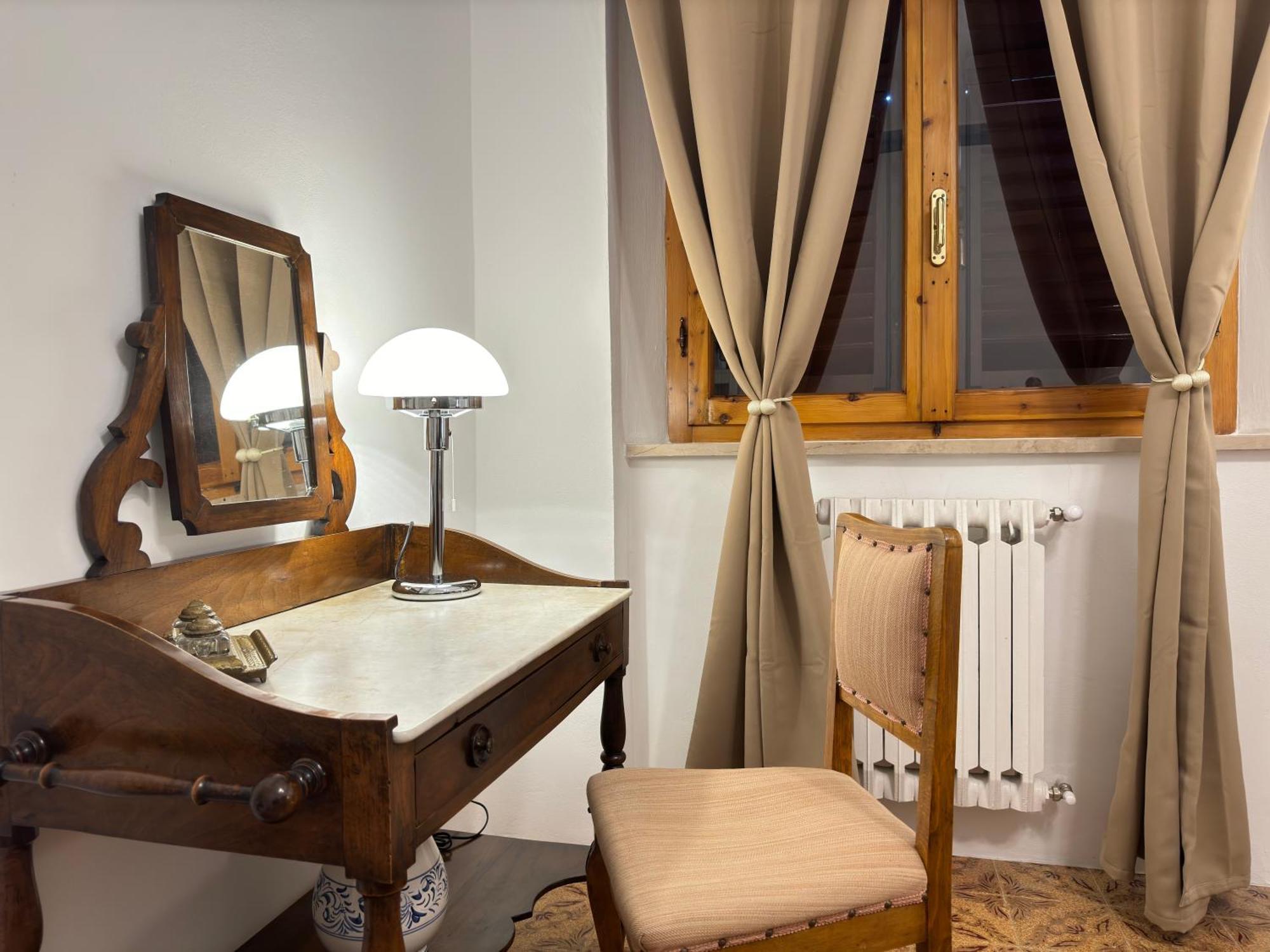 Casa Simonetta Apartment San Gimignano Bagian luar foto